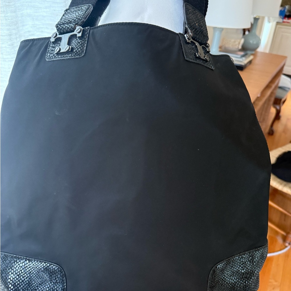 Tory Burch Black Tote Bag with Textured Accents